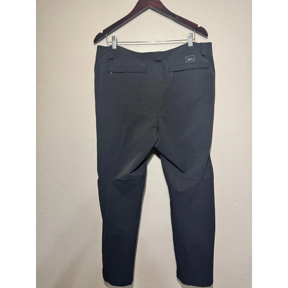 REI Mens Hiking Pants Black 40W x 30L Technical Outdoor Stretch Ankle Zip